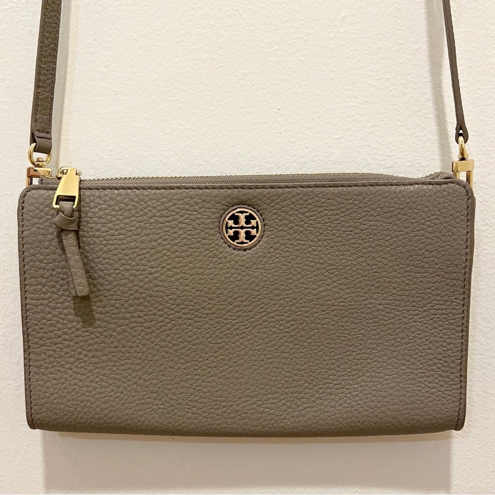 Tory Burch Crossbody Bag in Grey Pebbled Leather